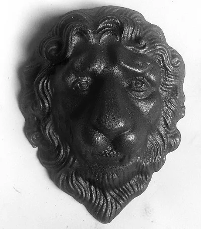77.005.01 Голова лева H.120xL.105мм